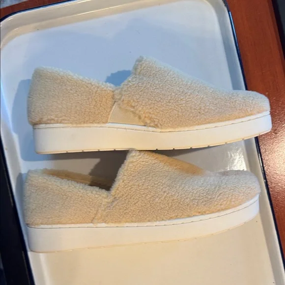 Lauren Conrad Maya Cream Memory Foam Shoes Slippers - Picture 16 of 16